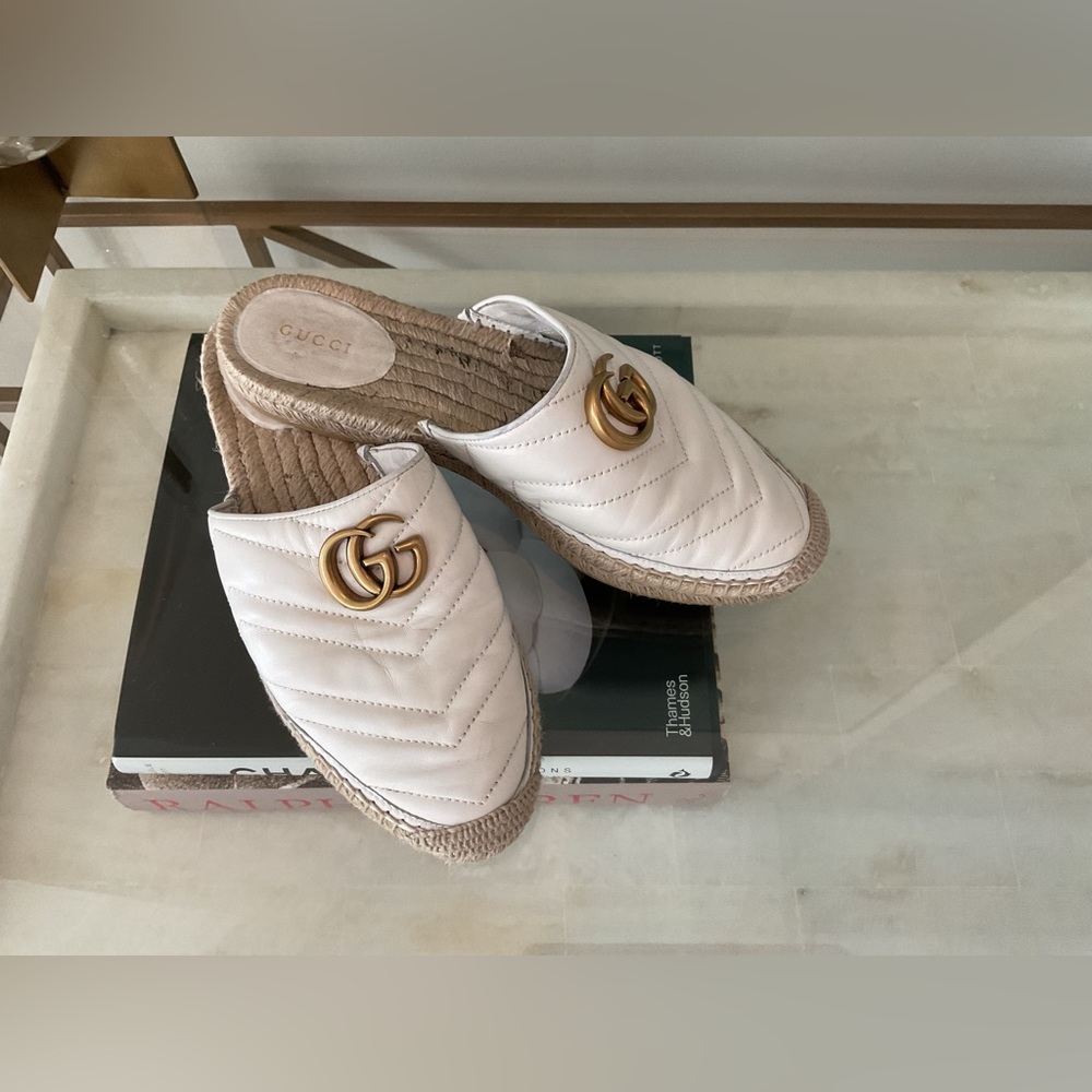 $790 Gucci GG leather espadrilles slides mules size 39